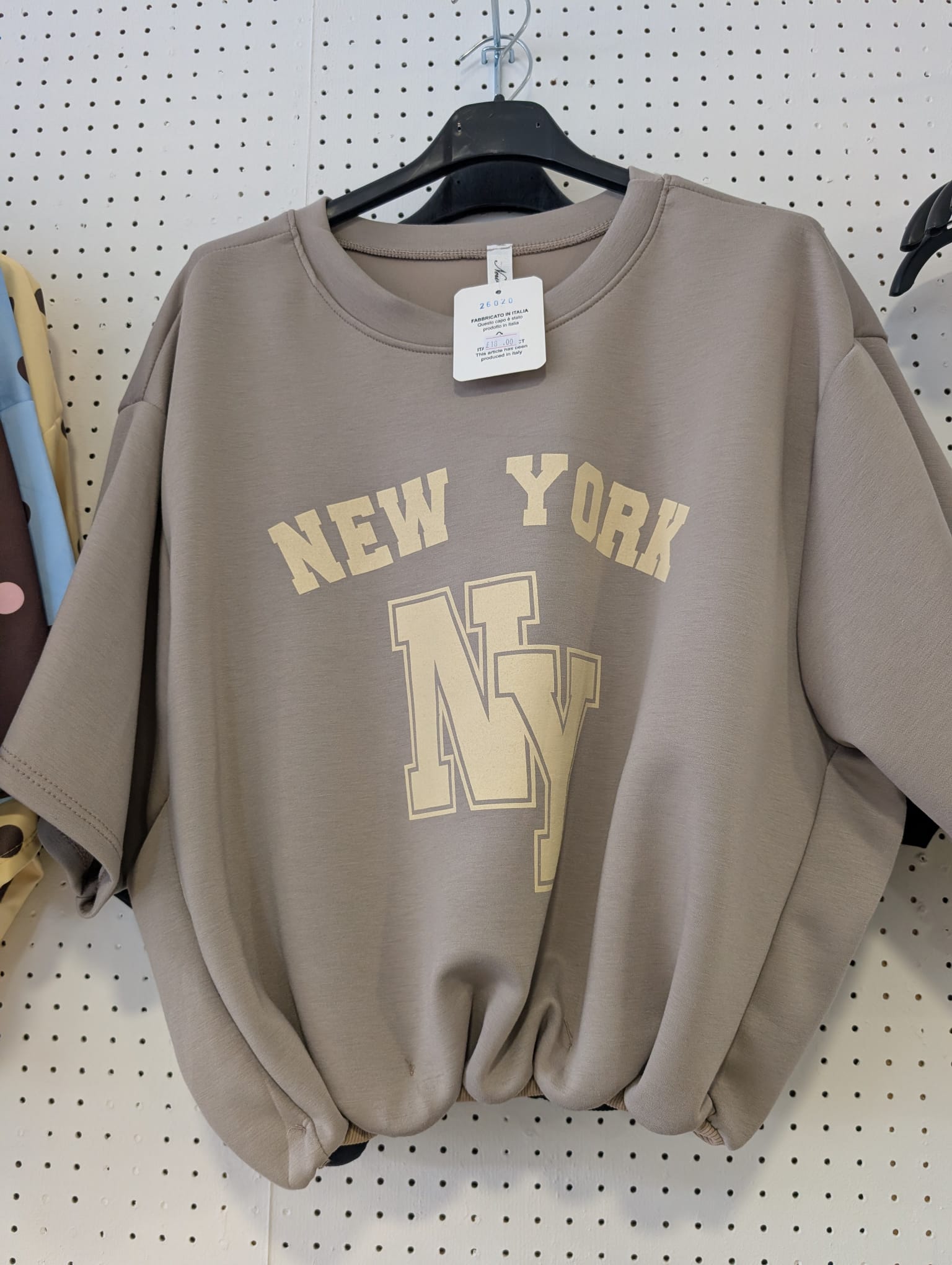 New York Bubble Hem Cropped Scuba Top