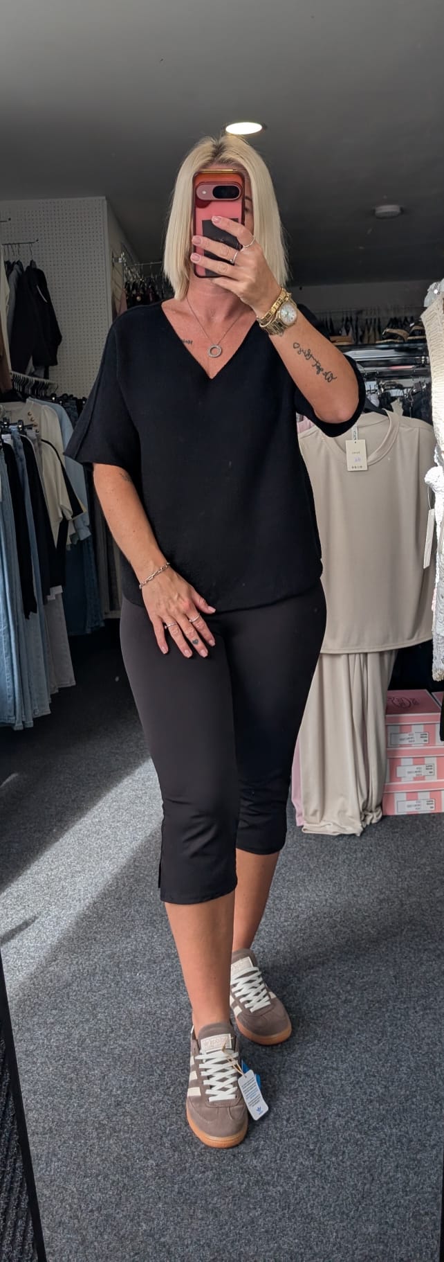 Soft Knit V-Neck Cropped Sleeved Jumper