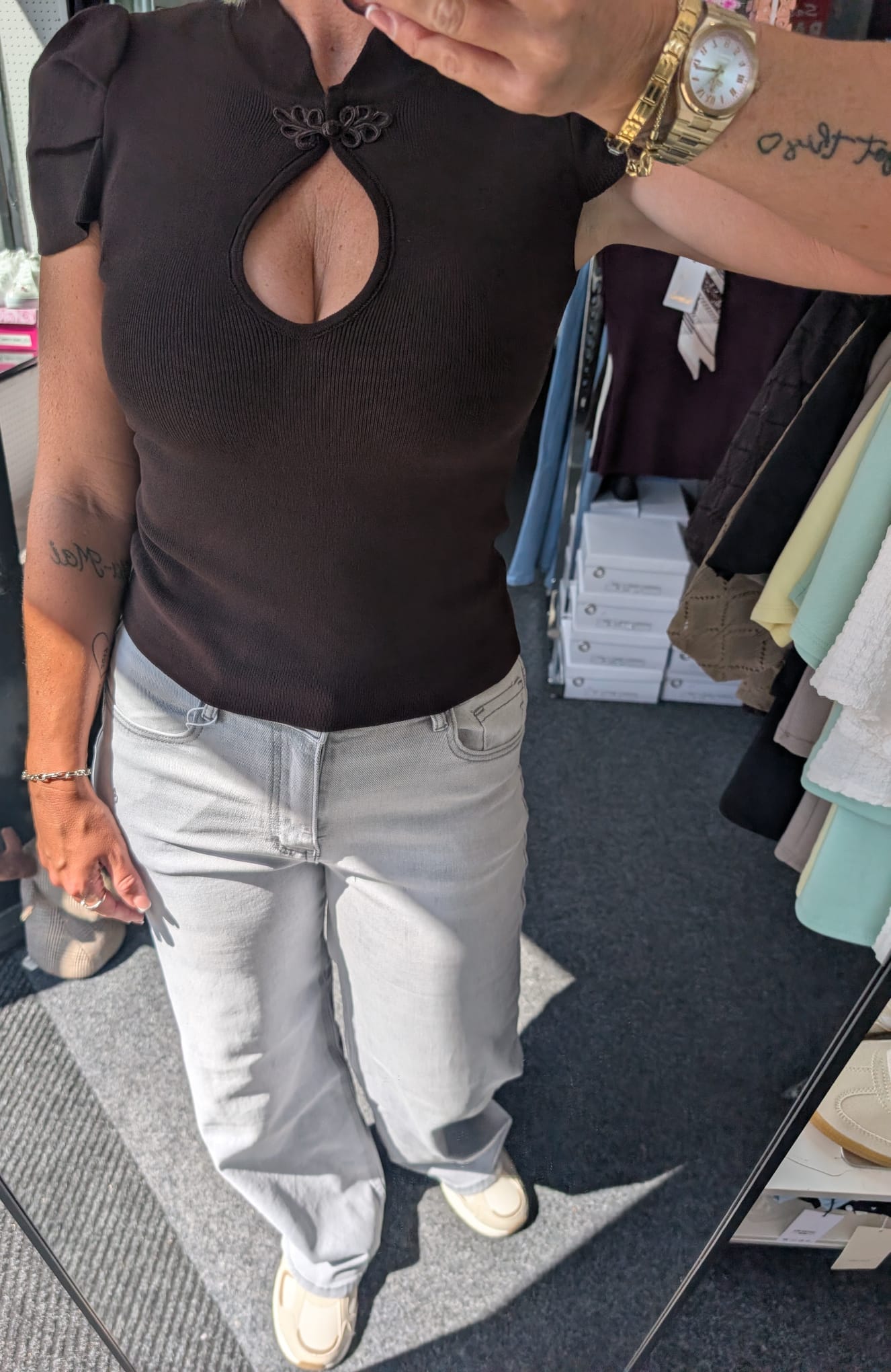 Keyhole Cutout Mandarin-Style Top